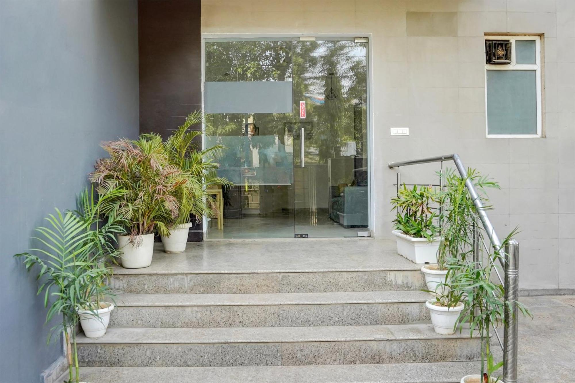 Super Townhouse Sector 53 Golf Course Road Gurgaon Exterior foto